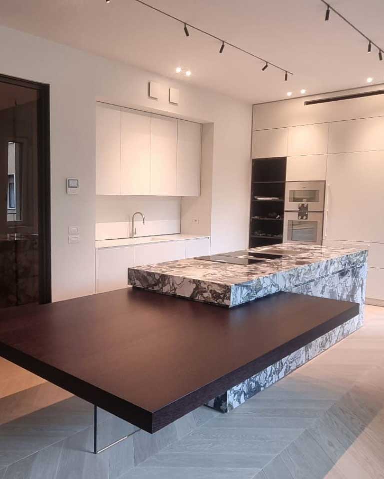 Galletti-cucina-marmo-legno-elegante